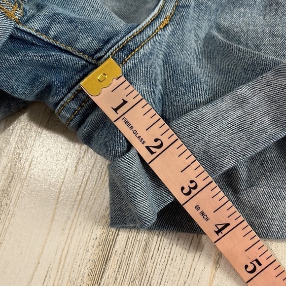 We Wore What Denim Shorts Size 28 - Picture 10 of 11